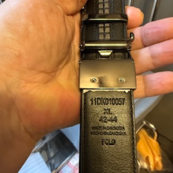 Mens XL adjustable belt - Picture 3 of 6